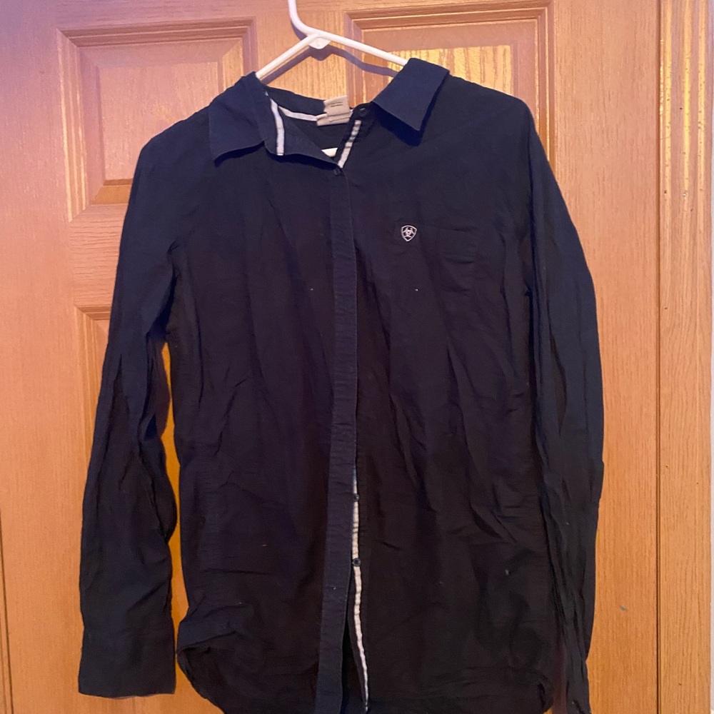 Womens ariat button down